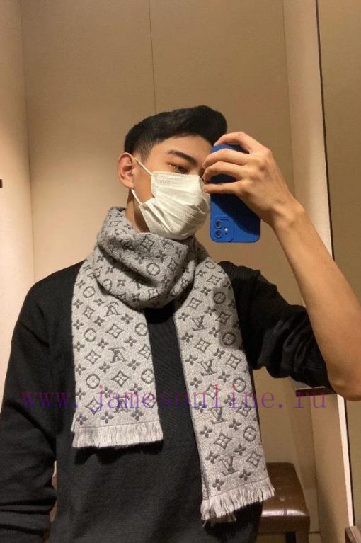 L Home has launched the iconic Mono woven pattern scarf, which is of very, very good qualityj553nmi5 - Image 2