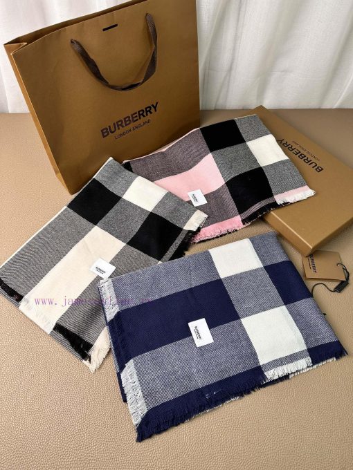 Burberry~The fabric has clear patterns and is made of excellent Nepalese cashmere material. 039xci7x - Image 10