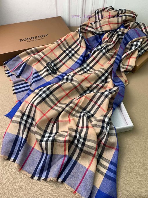 B's cashmere printed long scarf is pure Kashmir cashmere supplied to customers The feel is sru1duvb3 - Image 7