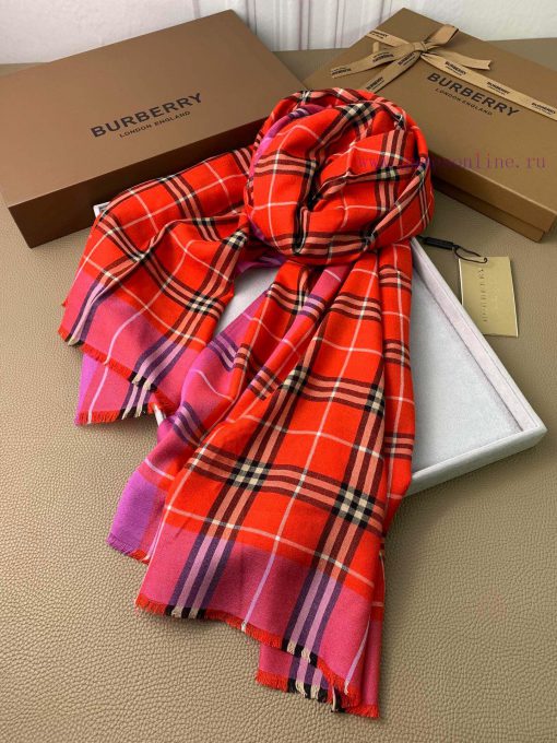 The exquisite edge pressing technology of the original single product of B Home Burberry is beq02btc - Image 6