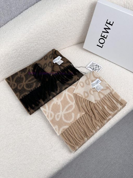 Loewe Men's Wool Scarf: Highly praised and kept, a rare high-end men's style with excellent qt9x76zq - Image 10