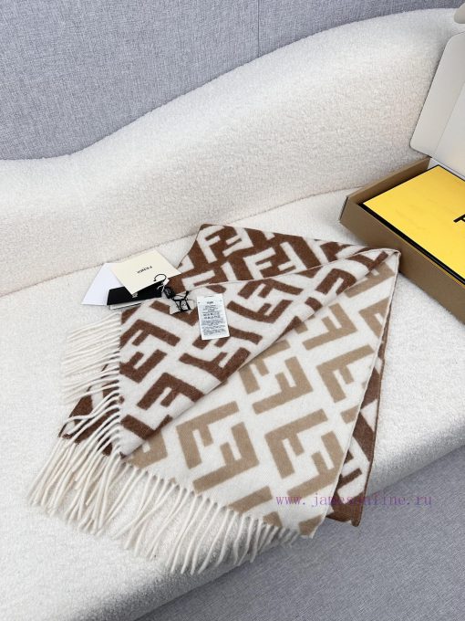 F Home Fendi Old Flower Gradient Double sided Cashmere Scarf, Soft and Delicate Double sided5y4sblnp - Image 4