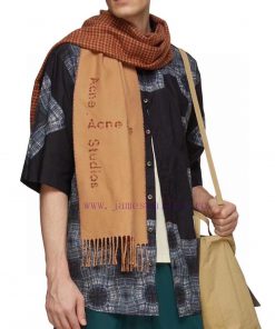 The Acne camel colored patchwork small grid AB face fairy scarf is incredibly gentle, with v8od8wtk6