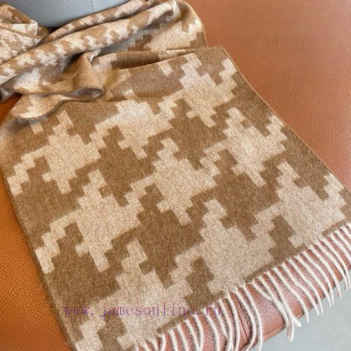 Loewe's limited edition couple's scarf this year is a must-have for free purchasing and limimkqqb129 - Image 5