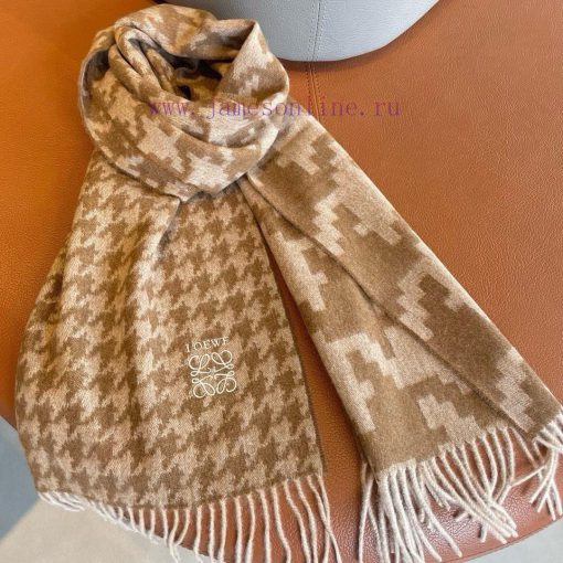 Loewe's limited edition couple's scarf this year is a must-have for free purchasing and limimkqqb129 - Image 7