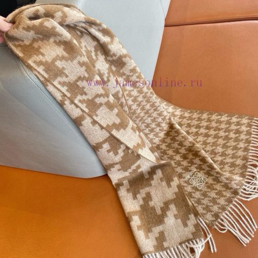 Loewe's limited edition couple's scarf this year is a must-have for free purchasing and limimkqqb129 - Image 10