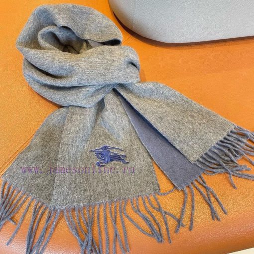 To be honest, the design of Burberry's export order is very simple, but the classic embroideguc8b9ml - Image 7
