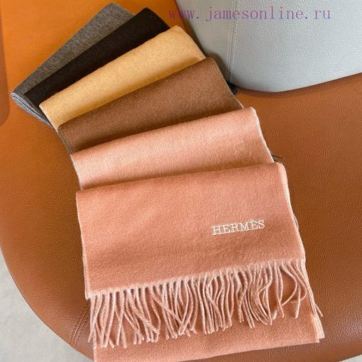 ▪ Hermes, a rare and gentle color scheme for the big H, low-key yet elegant. Highly recommru0id4rg - Image 3