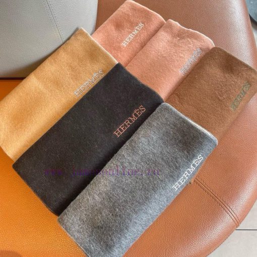 ▪Hermes   Herm è s, a rare and gentle color scheme for the Big H, is low-key yet elegant. x3n8s3nh - Image 3