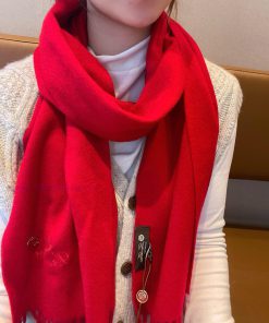 Loro Piana's Autumn and Winter New Product: Premium Cashmere Scarf for Personal Use. It's to5v5o173x