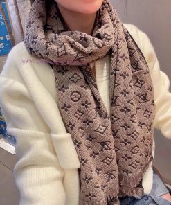 Super favorite, very stable. We buy and cherish our men's scarves~~Men's scarves are really gw5wjnn1