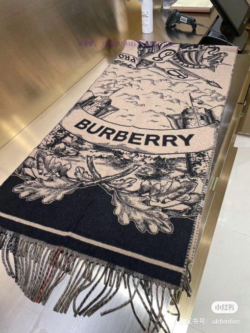 The popular Burberry Warrior Knight double-sided shawl, with various beautiful designs, is h28b44c2y - Image 6