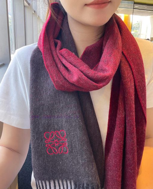 ▪Loewe   Luoyiwei gradient scarf, exquisite and gentle color matching, super infatuated wi1p87g7kk