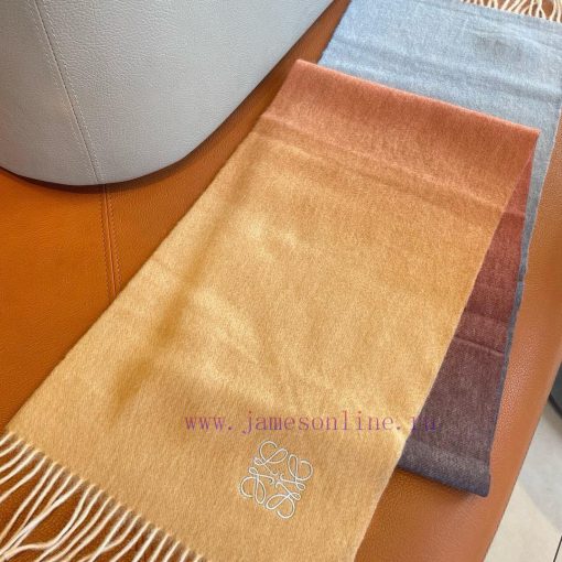 ▪Loewe   Luoyiwei gradient scarf, exquisite and gentle color matching, super infatuated wi1w9i6e4j - Image 6
