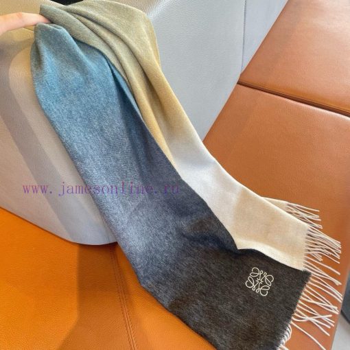 ▪ Loewe gradient scarf, exquisite and gentle color matching, super infatuated with ️ tempe1nrfag6d - Image 8