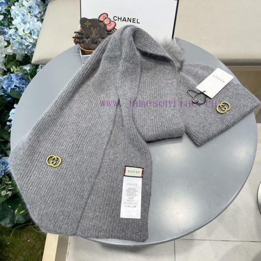 GucciGUCCI classic set hat with fox fur ball hat scarf, cashmere rabbit fur quality, warm an25i2m566 - Image 10