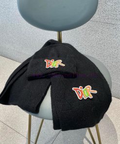 DIOR 2023 Autumn/Winter Knitted Wool Hat and Scarf Set, Fashionable and Trendy with First Clb5y3xtvs