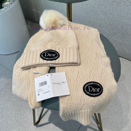 The latest wool knitted hat and scarf set on the Dior official website, paired with the bestk7i2r1je - Image 3