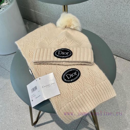 The latest wool knitted hat and scarf set on the Dior official website, paired with the bestk7i2r1je - Image 7