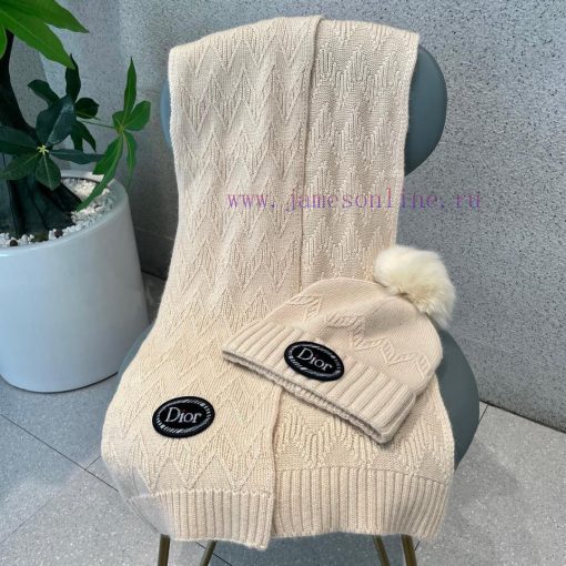 The latest wool knitted hat and scarf set on the Dior official website, paired with the bestk7i2r1je - Image 10