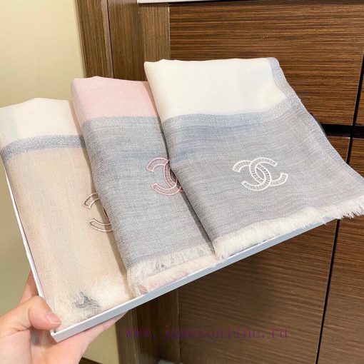 On arrival, the new Chanel cashmere scarf has a great hand feel and top-notch quality. It isxl6rvxb4 - Image 2