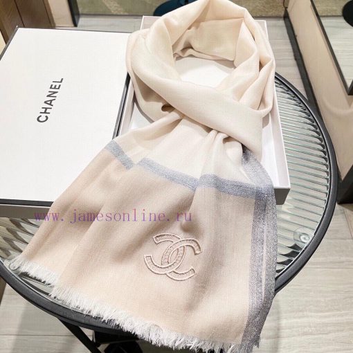 On arrival, the new Chanel cashmere scarf has a great hand feel and top-notch quality. It isxl6rvxb4 - Image 4
