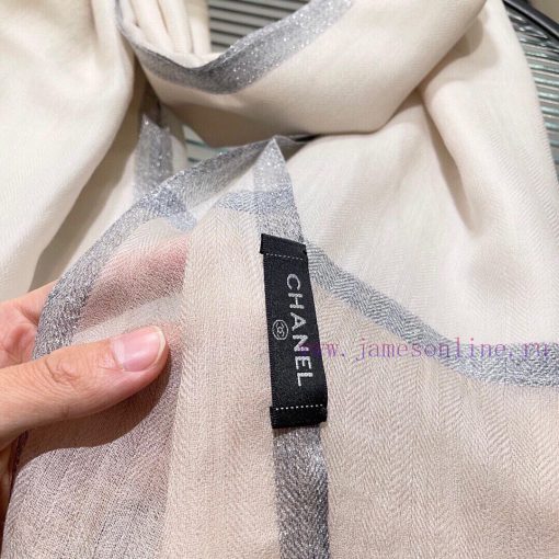 On arrival, the new Chanel cashmere scarf has a great hand feel and top-notch quality. It isxl6rvxb4 - Image 9