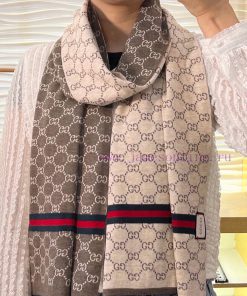 GGGucci is on the rise with its top-notch color weaving technology, which is only available 89i0fp01