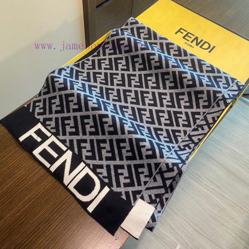 Classic FF letter element scarf, also a fun item just launched ‼ This year's Fendi is also t9jut6g6j - Image 3