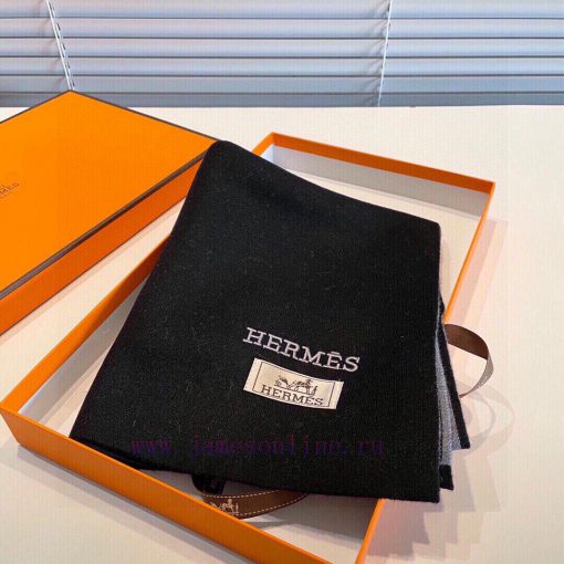 Hermes cashmere long scarves are top-notch original products that are unparalleled in beautyzakicgin - Image 3