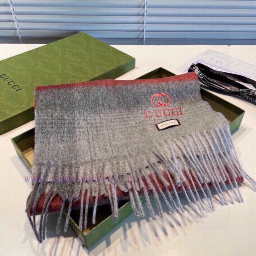 The hot selling Gucci classic unisex scarf has arrived. The soft and comfortable scarf bringdbkm23ng - Image 4
