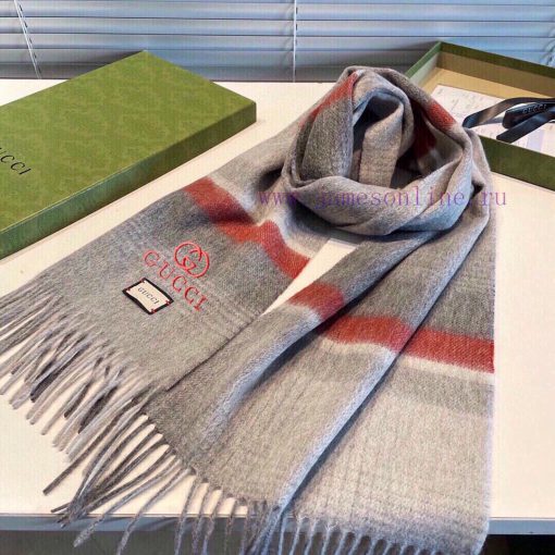 The hot selling Gucci classic unisex scarf has arrived. The soft and comfortable scarf bringdbkm23ng - Image 6