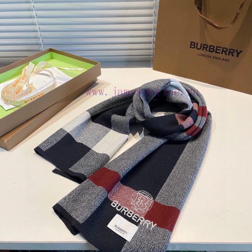 Burberry Tb scarf top of the line cashmere scarf is a hit! The real product is truly beautifuxe2ncvx - Image 7