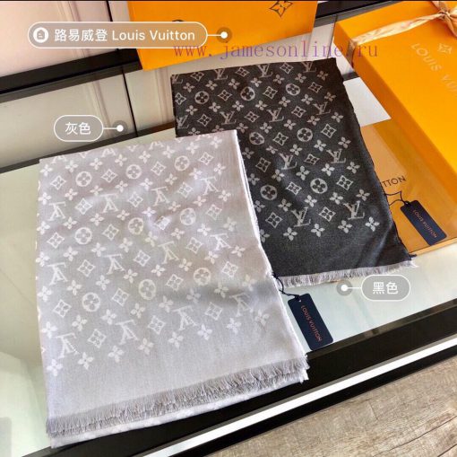 The new Lv top of the line high-end design features a genuine and beautiful shawl paired witjjc4uvg6