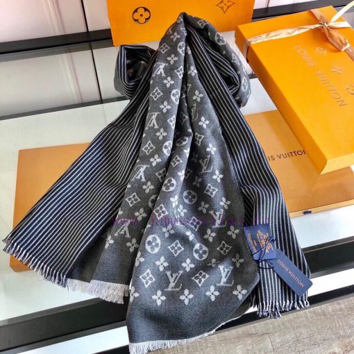 The new Lv top of the line high-end design features a genuine and beautiful shawl paired witzvplbw9f - Image 6