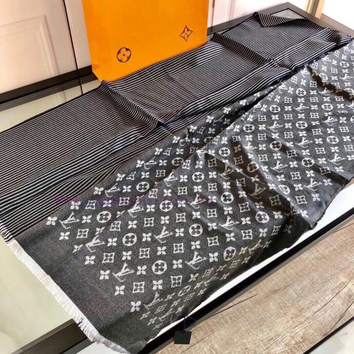 The new Lv top of the line high-end design features a genuine and beautiful shawl paired witzvplbw9f - Image 8