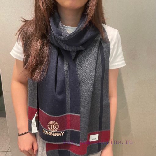 VIP recommends Burberry Tb scarf, top of the line cashmere scarf, popular item. The real proz8dax9uw
