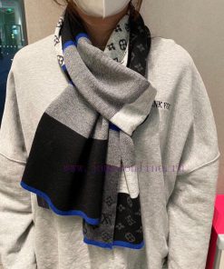 LV2024 official website knitted cashmere material is very warm, soft, and skin friendly. It fmurfygu