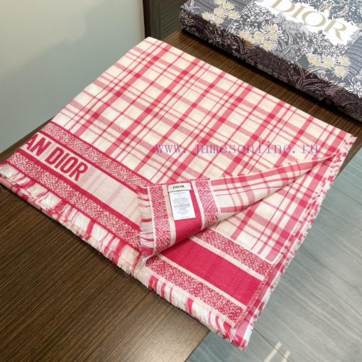 This kind of Dior is truly unbeatable, fashionable and versatile. The new Dior plaid patterngl64nuoi - Image 4