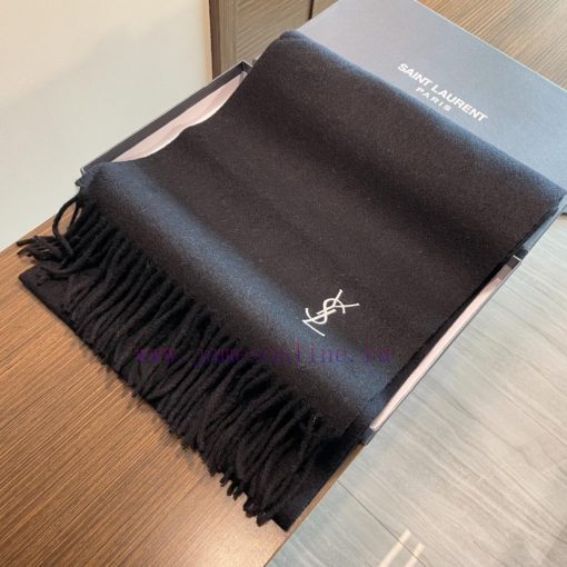 YSL Saint Laurent 100% Cashmere Edition has a hand feel that is so good that it is rare to s6utzp9xl - Image 4