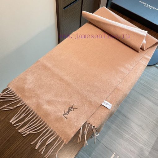 YSL Saint Laurent 100% Cashmere Edition has a hand feel that is so good that it is rare to s665nsps1 - Image 6