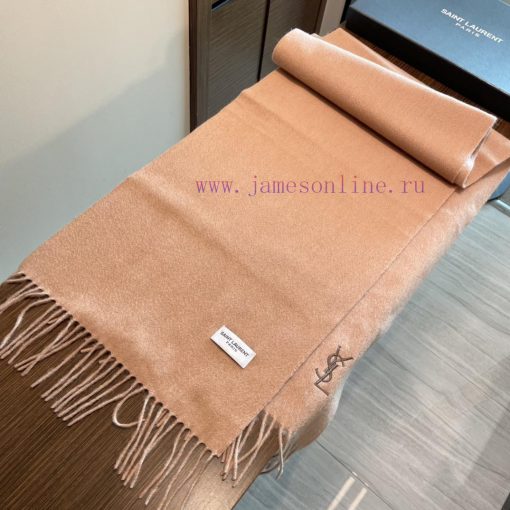YSL Saint Laurent 100% Cashmere Edition has a hand feel that is so good that it is rare to s665nsps1 - Image 7