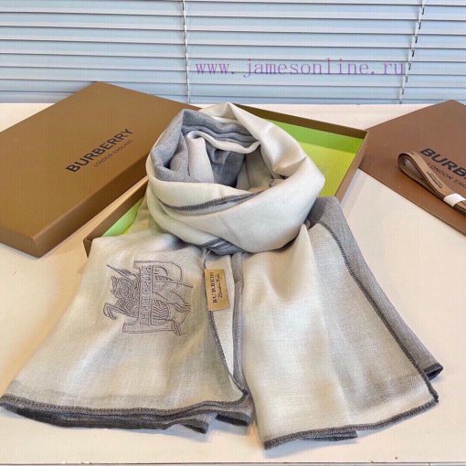 Burberry's classic synchronized ultra-thin cashmere plaid shawl is a must-have item for wardn1bcj045 - Image 5