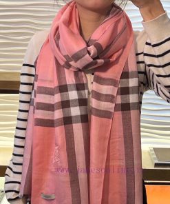 Burberry Classic Early Autumn Classic Bagger Cashmere Bagger Shawl Exquisite Embroidery War ssmaxbbj