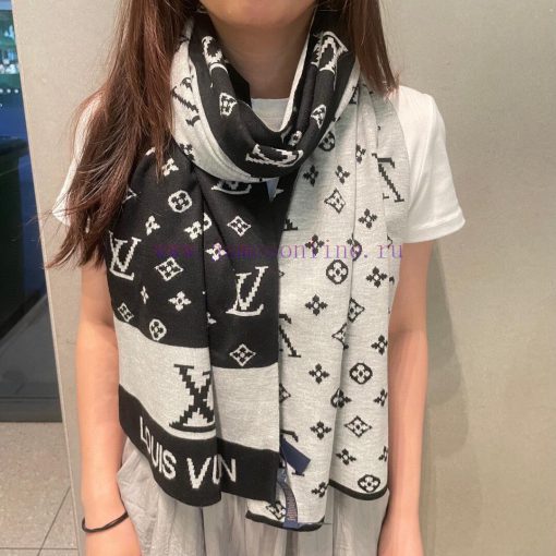 LV, a high-end cashmere knitted scarf that can be formal or casual. This weaving method is duyb94scf - Image 2