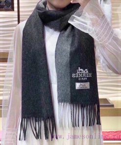 Buy and cherish the new Herm è s men's and women's scarves~They are all export orders, so itv49joosy