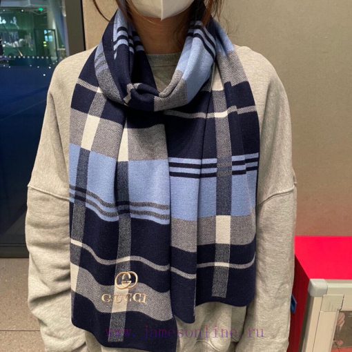 The hot selling Gucci unisex knitted scarf has arrived. Soft and comfortable wool brings they1fxwjuo