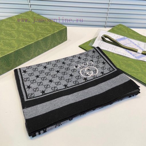 G Home Bull Goods GG Knitted Bee High Quality Knitted Splicing Scarf is a rare product in thoxageup2 - Image 3