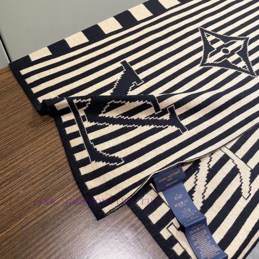 LV men's and women's scarves are highly praised and kept for themselves, a rare high-end pro0xgqpuw2 - Image 9