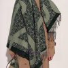 A secure C-position scarf 🧣 Super rare Loewe scarf, big logo, not too big, can be used as a 4g0ogjuf